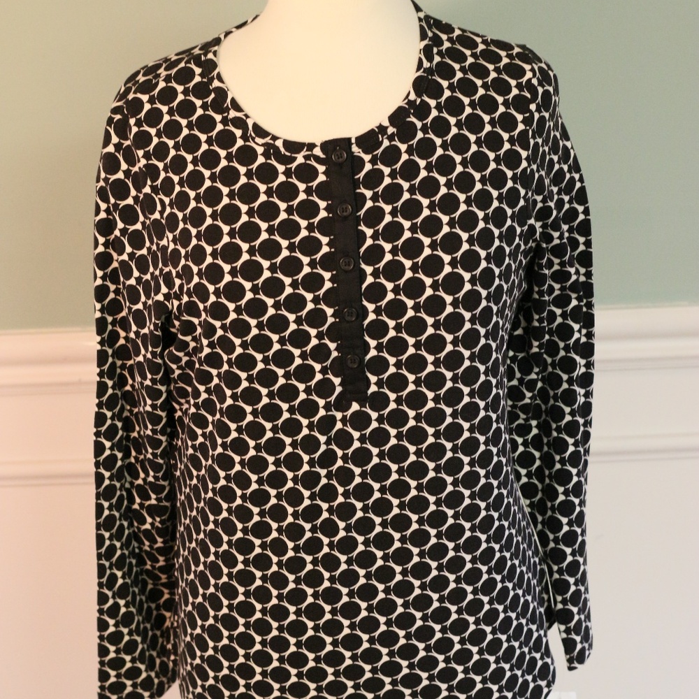 Liz Claiborne black and white long sleeved. PL nwt